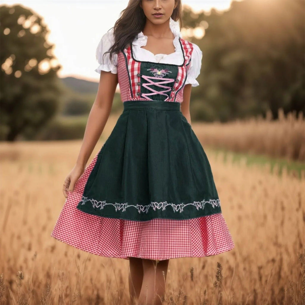Dirndlkleid Damen grün mit rot-weißem Karomuster und kurzen Ärmeln