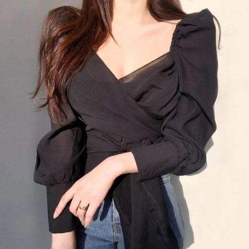 ModeGlanz Chiffonbluse mit V-Ausschnitt – Schwarz