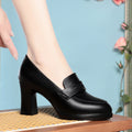 Bequeme Lederpumps mit Blockabsatz, Detailansicht