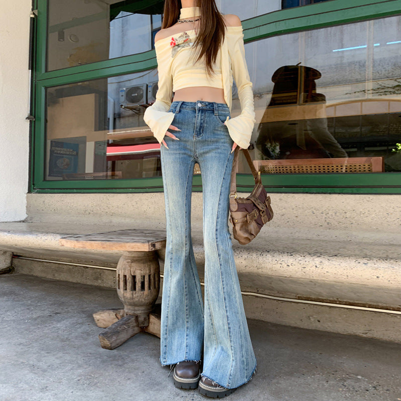 Bootcut-Jeans mit hohem Bund in Blau