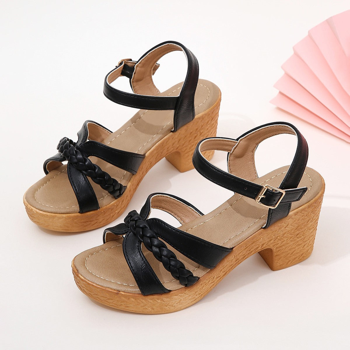 Riemchensandalette in Schwarz
