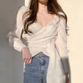 ModeGlanz Chiffonbluse mit V-Ausschnitt – Detail