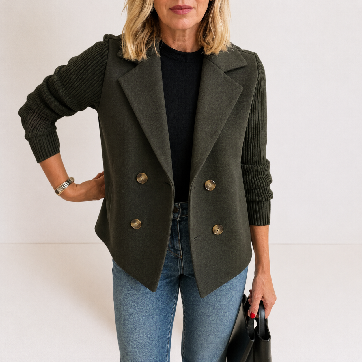 Damen Blazer mit Kontrastärmeln und doppelreihiger Knopfleiste | M&G